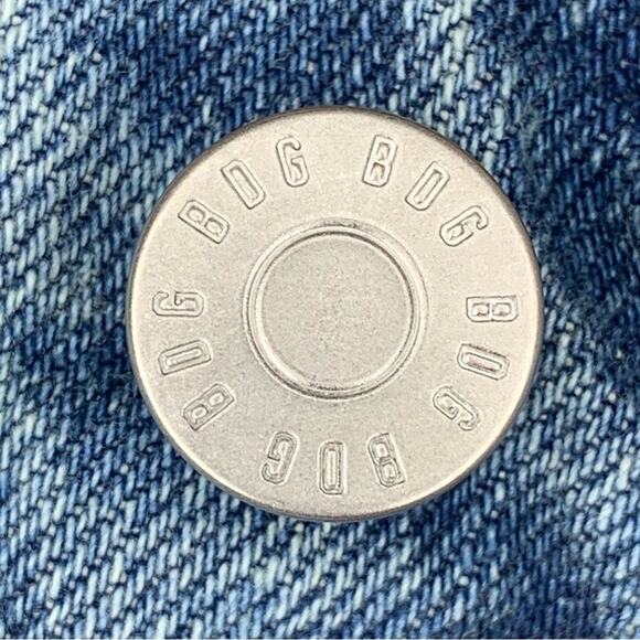 BDG Demin Skirt 5 Working Pocket Fly Zipper Closure Raw Hem Med Wash Size SX - Picture 10 of 14